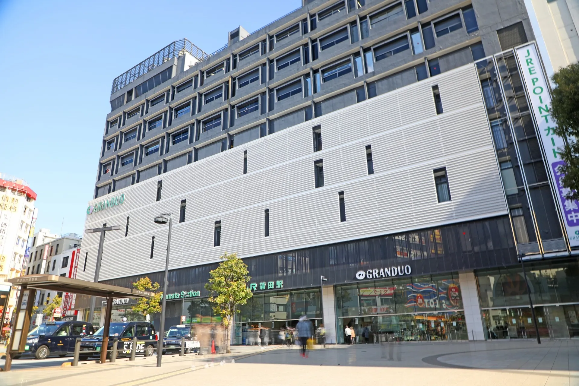 窓ガラスフィルムを東京都大田区で依頼する施工業者選びと快適空間の作り方