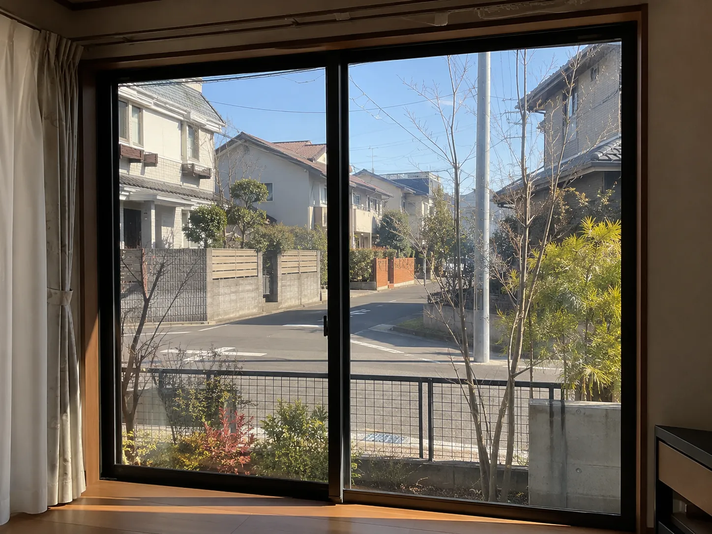 【戸建て】必要な性能を見極めた飛散防止フィルム施工